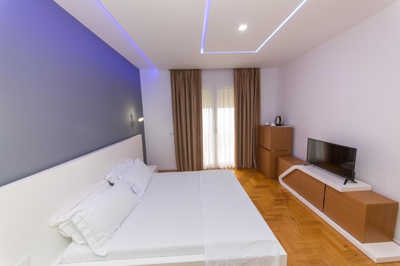 Aler Luxury Vlore Hotel Room photo